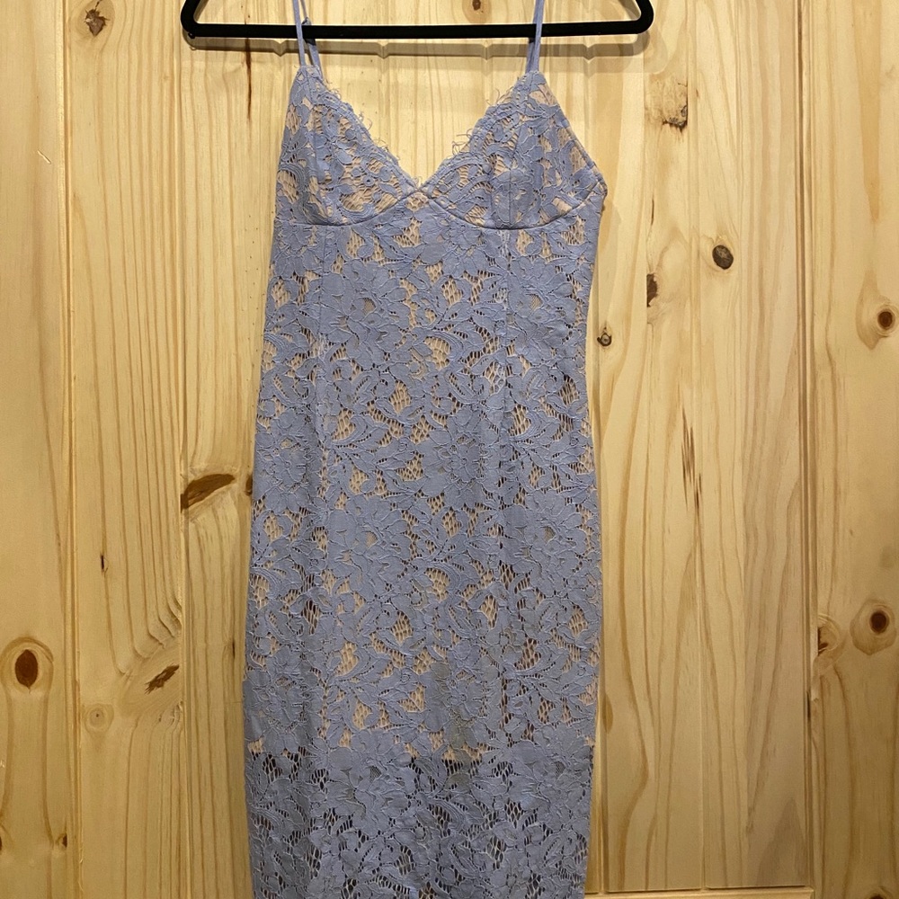 Form fitting floral lace dress